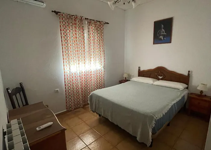 La Tacita - Jazmin קוניל דה לה פרונטרה